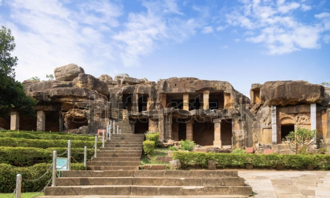 Bangalore to Skandagiri Trek Travel