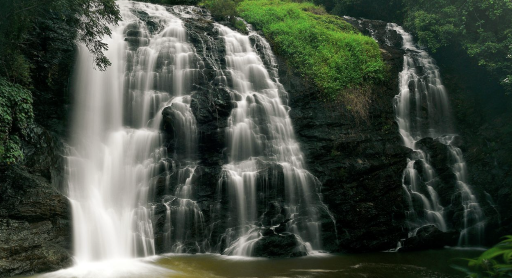 Innova Taxi from Bangalore to Coorg